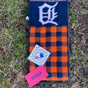 Forever Collectibles Detroit Tigers MLB Licensed Scarf